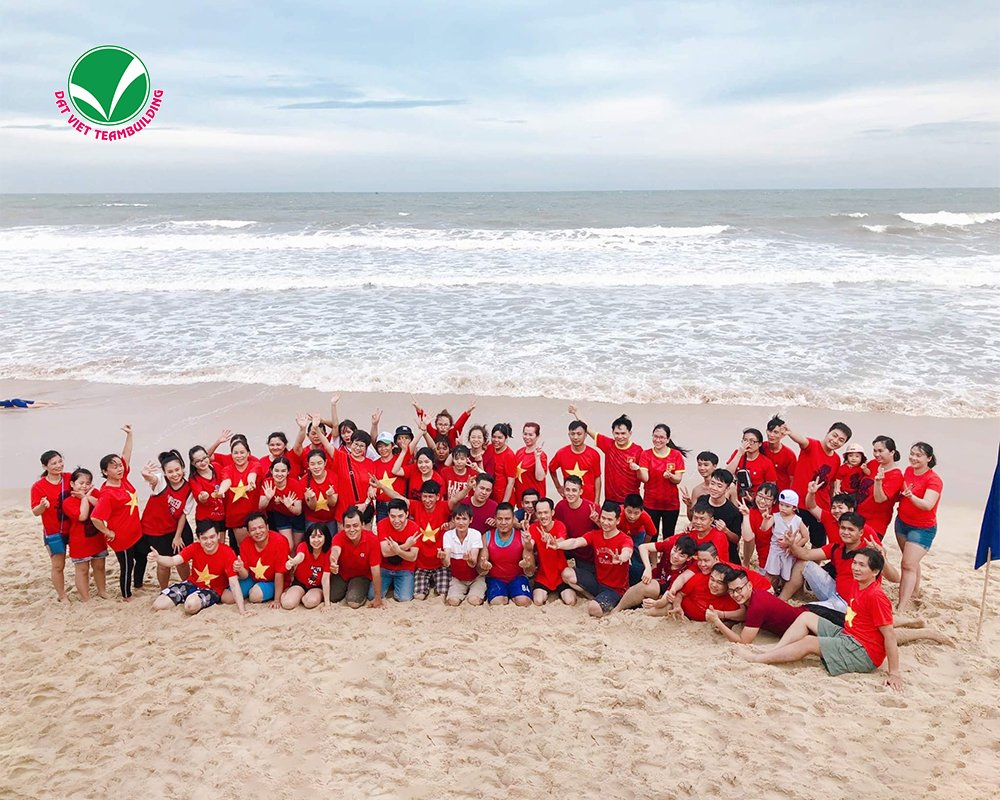 Phan Thiết có nhiều bãi biển rộng, thích hợp tổ chức các hoạt động team building