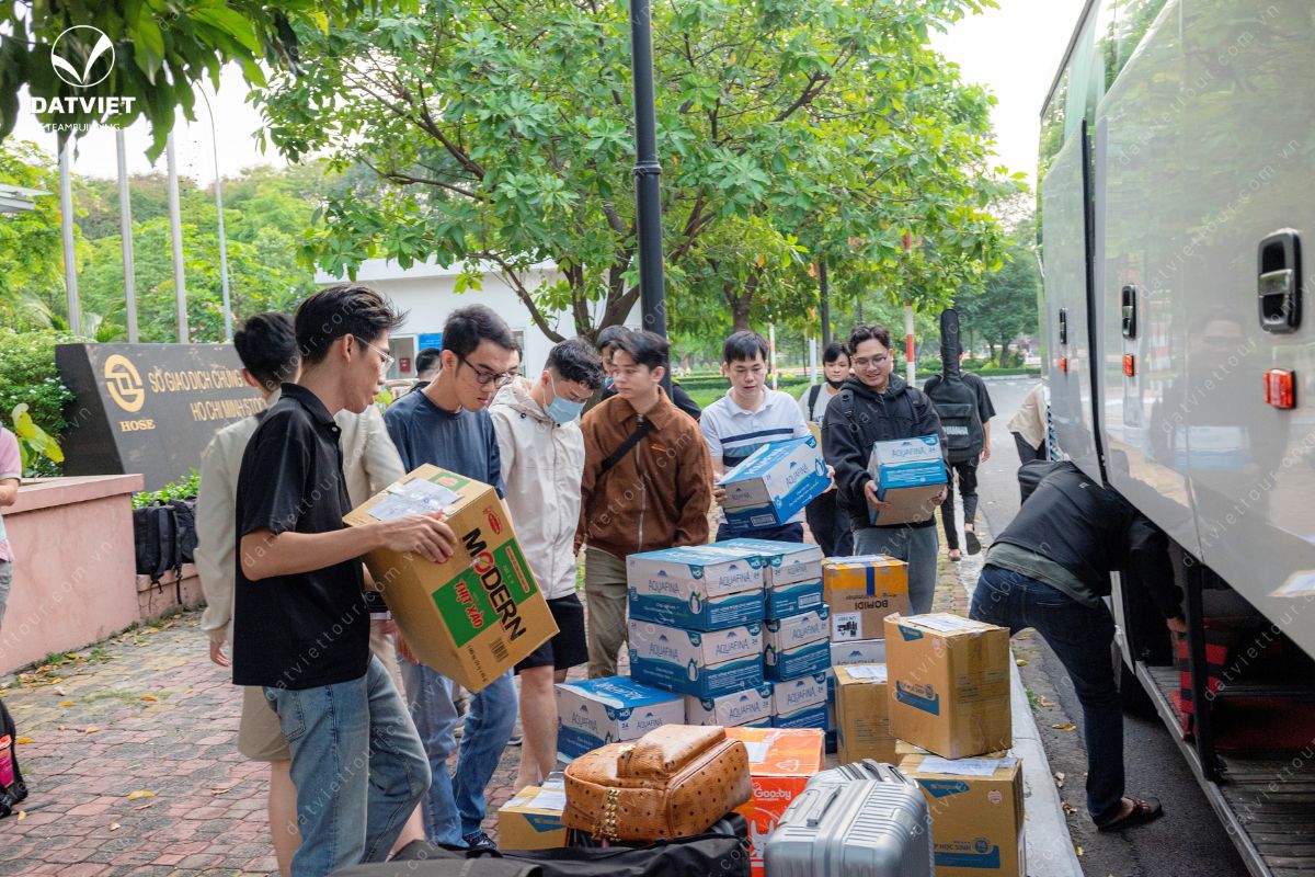 Teambuilding xây dựng công trình cộng đồng